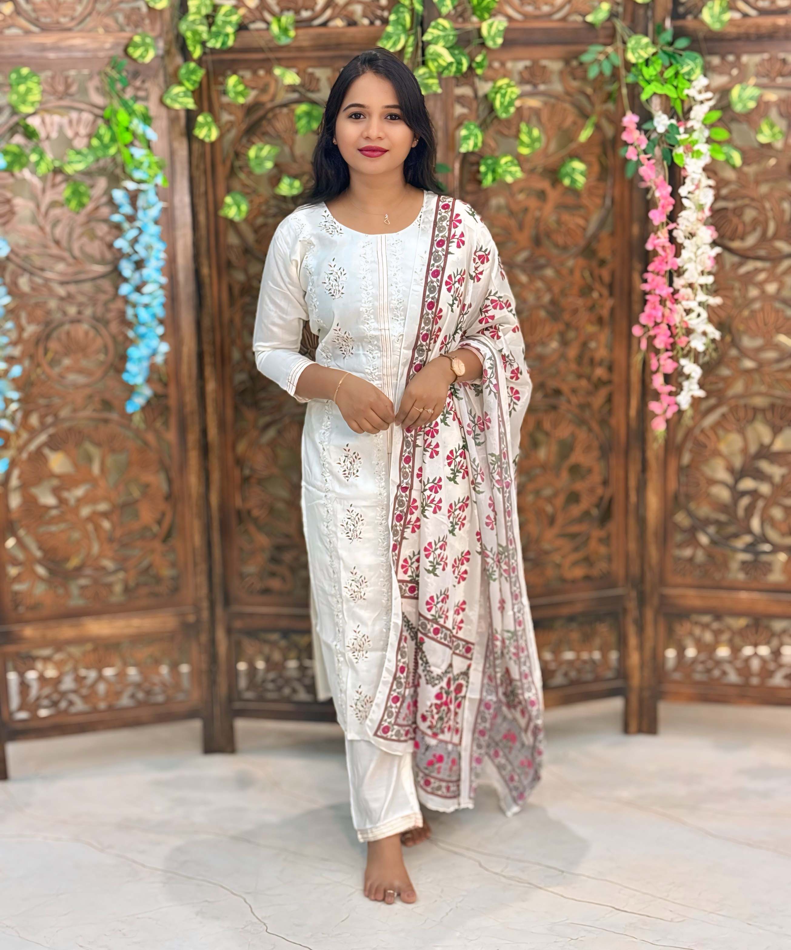 White Color Floral Embroidered Cotton Blend 3 Piece Salwar Set / ESS360