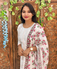 White Color Floral Embroidered Cotton Blend 3 Piece Salwar Set / ESS360