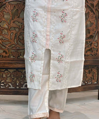 White Color Floral Embroidered Cotton Blend 3 Piece Salwar Set / ESS360