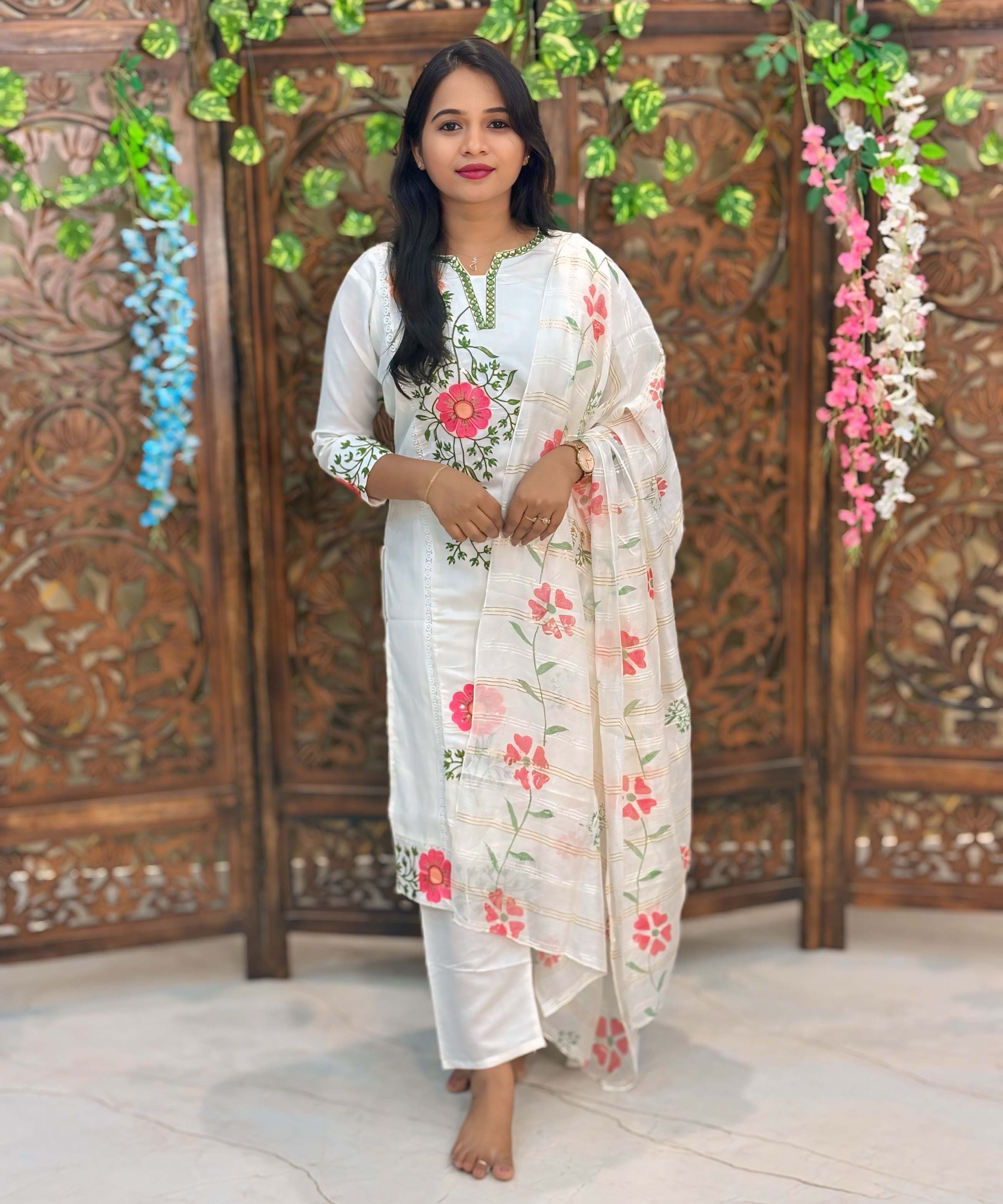 White and Multicolor Floral Embroidered Cotton Blend 3 Piece Salwar Set / ESS356